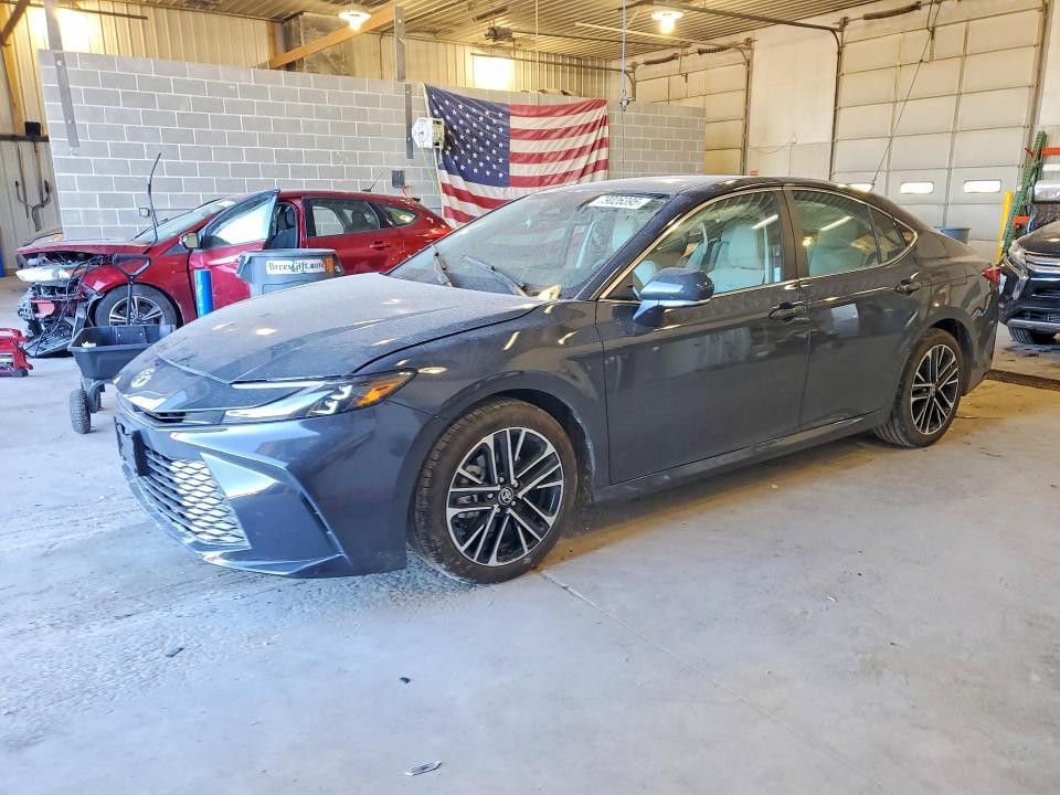 2025 Toyota Camry xle