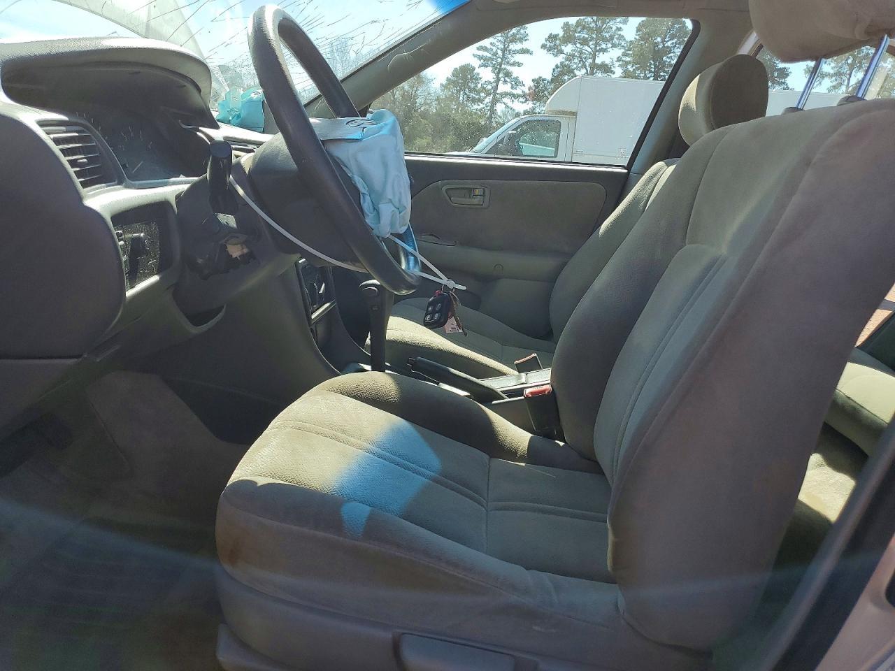 2000 Toyota Camry ce