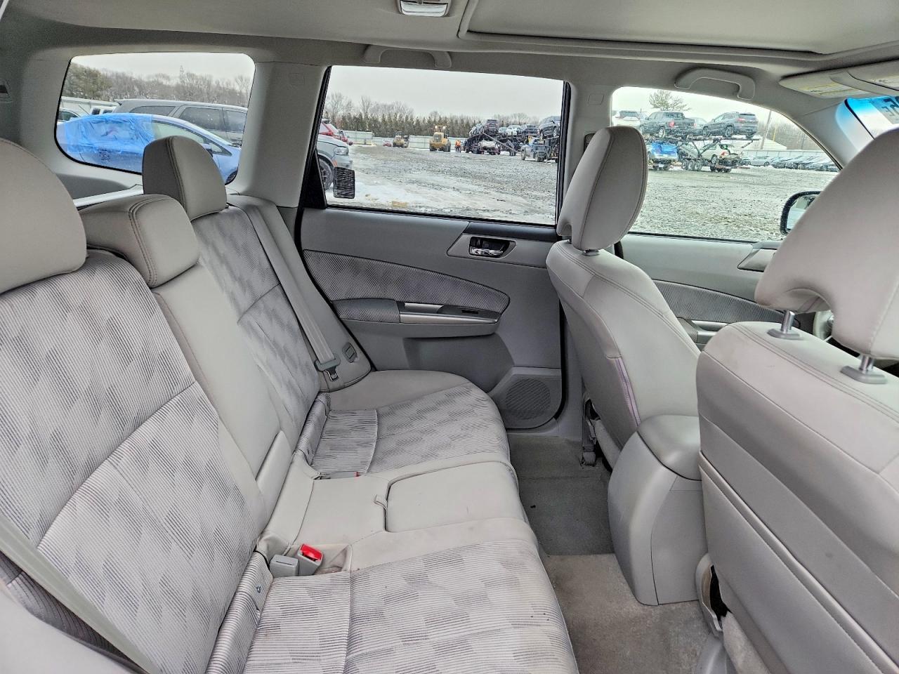 2010 Subaru Forester 2.5x Premium