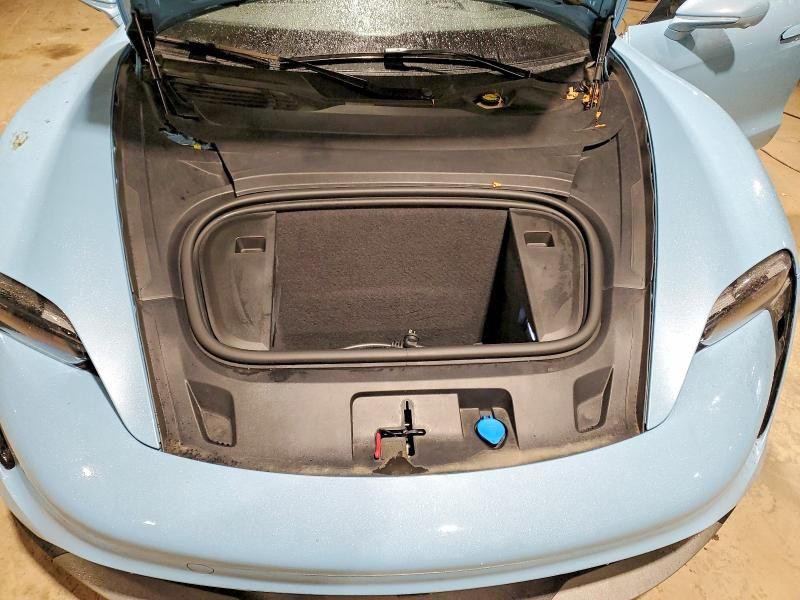 2022 Porsche Taycan Cross Turismo 4