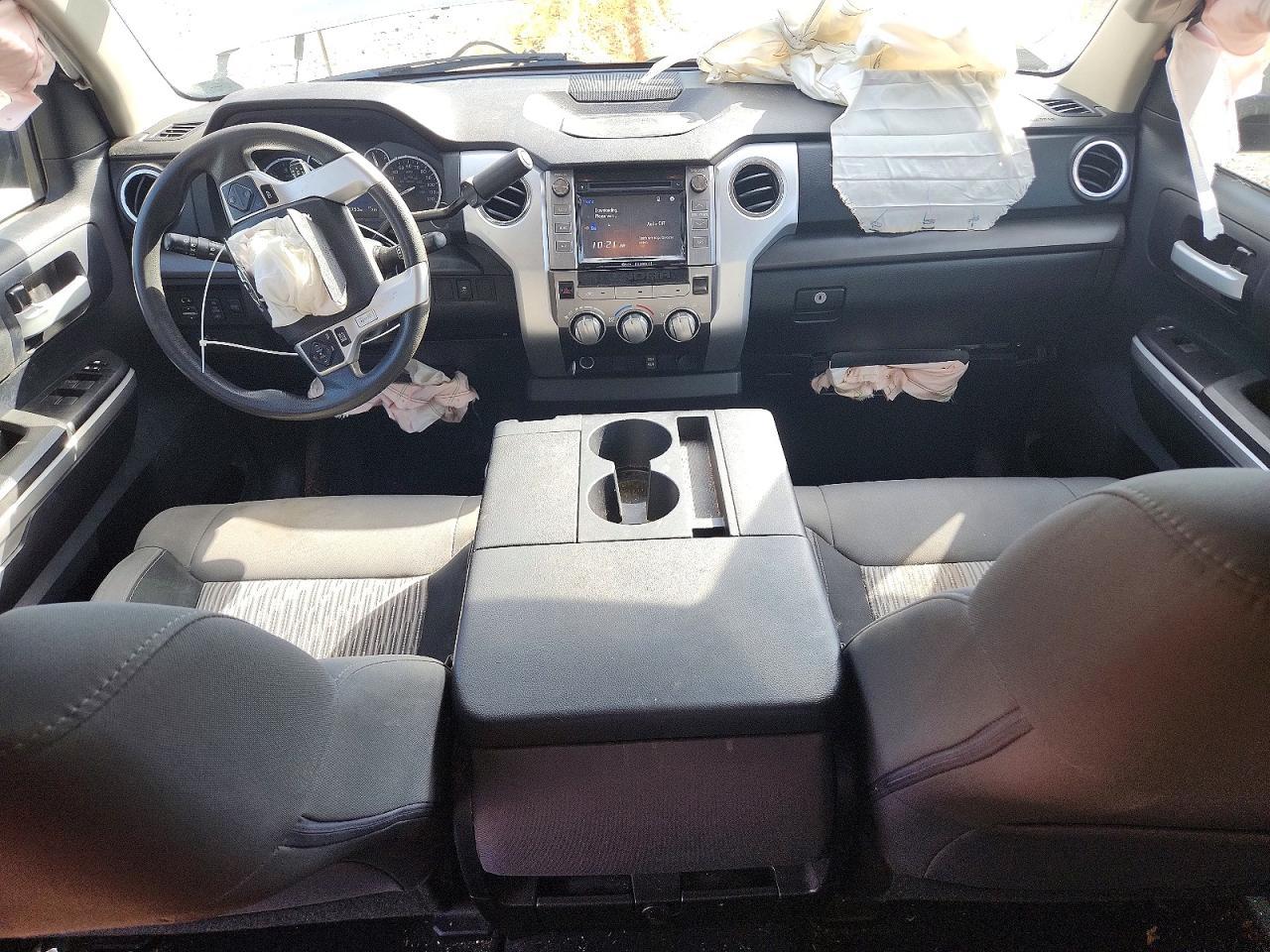 2016 Toyota Tundra Double Cab SR