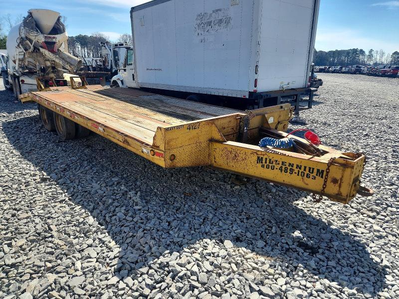 2006 Melininum Equipment Trailer