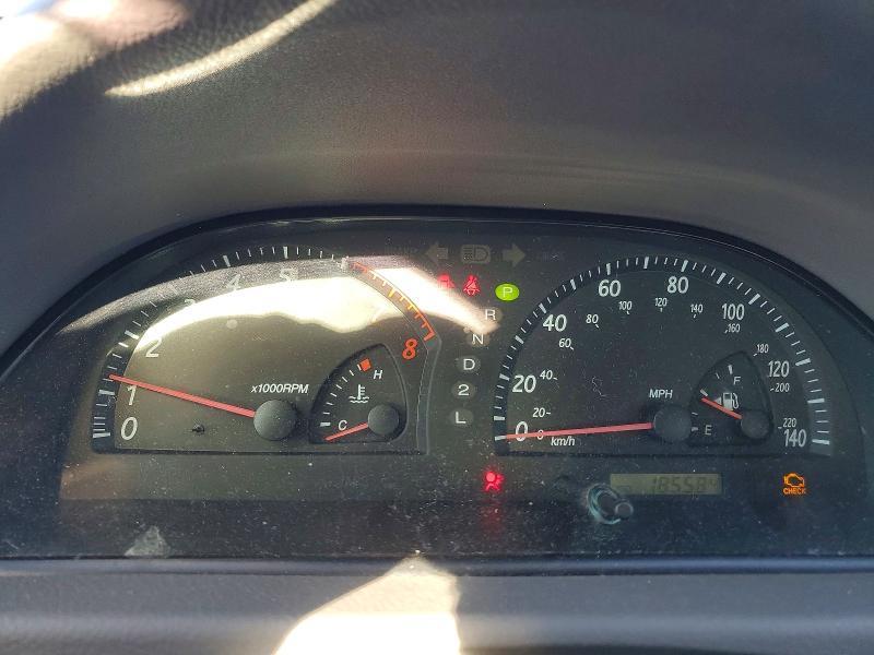2004 Toyota Camry le