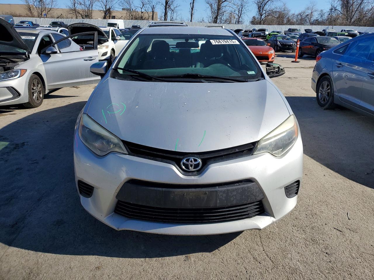 2015 Toyota Corolla l