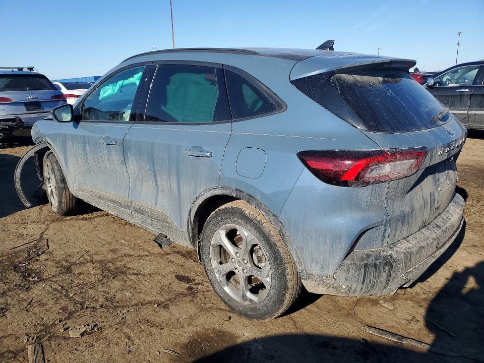 2025 Ford Escape st Line