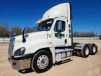 2016 Freightliner Cascadia 1-Semi Truck