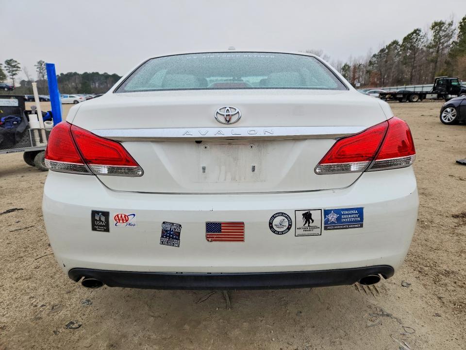 2011 Toyota Avalon Base
