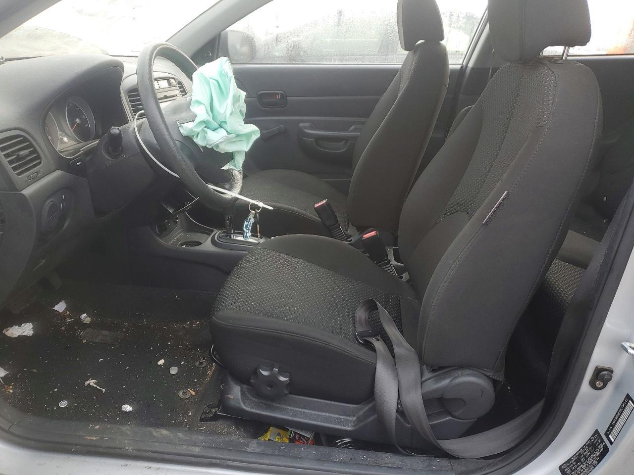 2011 Hyundai Accent gs