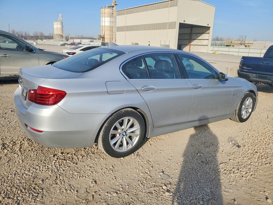 2016 BMW 528 xi