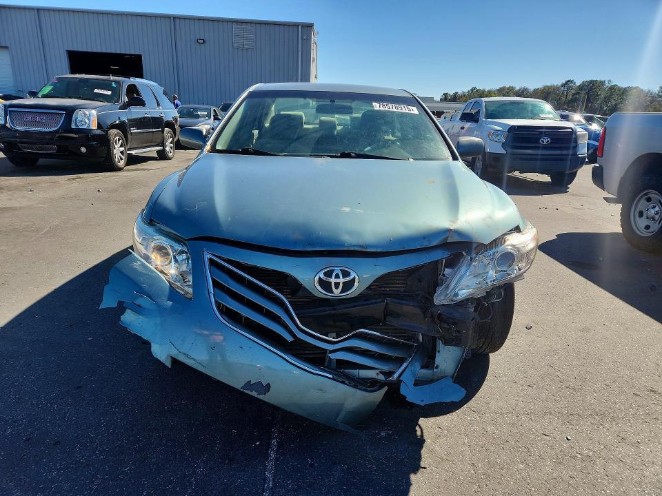 2011 Toyota Camry le