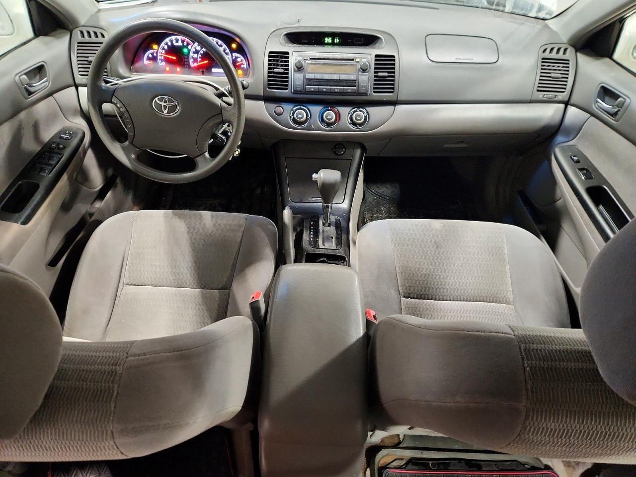 2006 Toyota Camry le