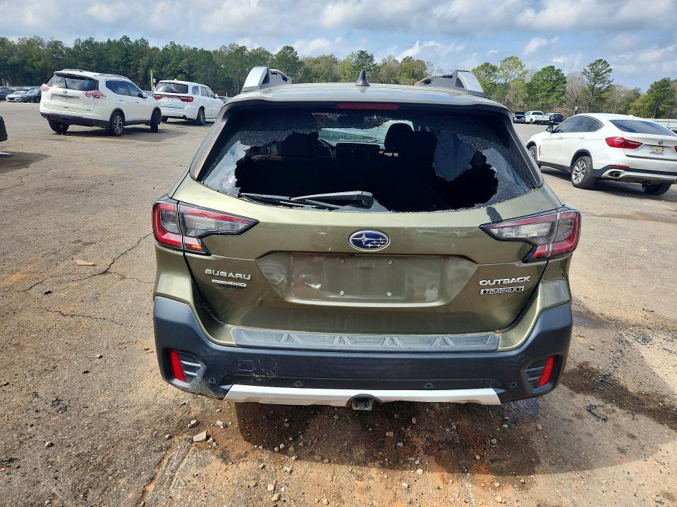 2021 Subaru Outback Touring