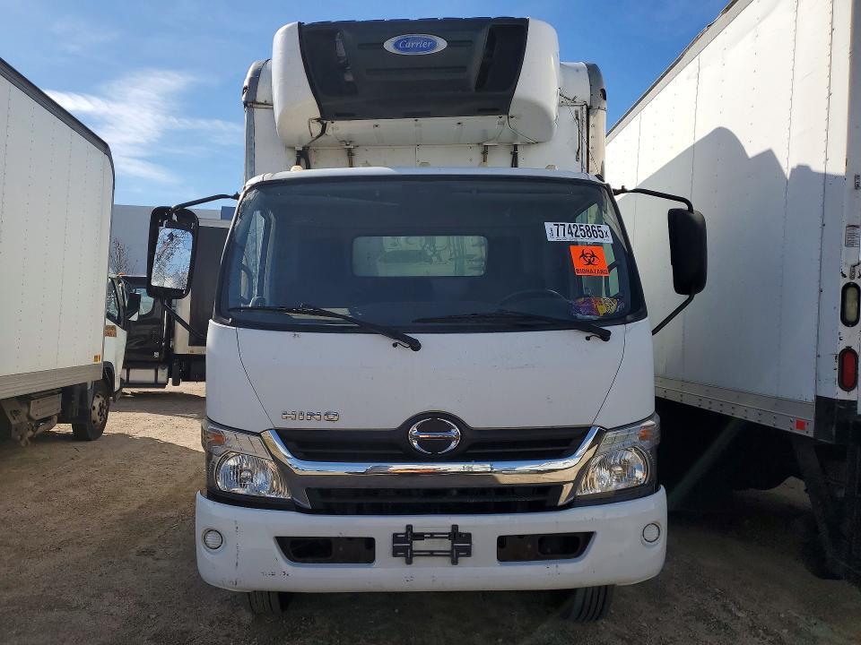 2019 Hino 195