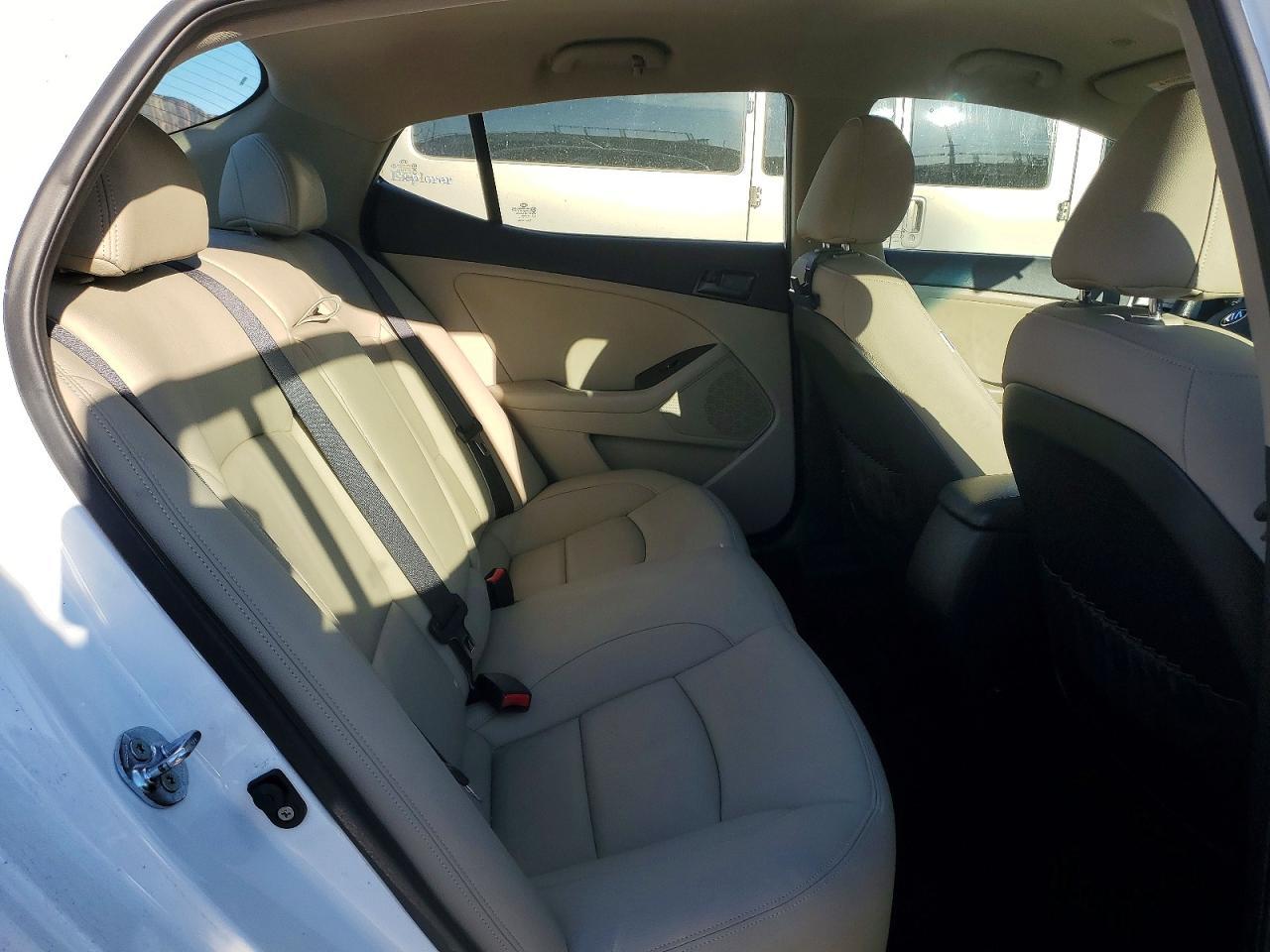 2013 KIA Optima lx