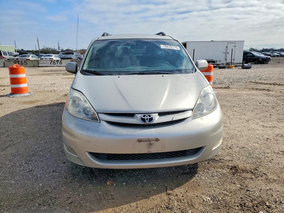 2008 Toyota Sienna xle