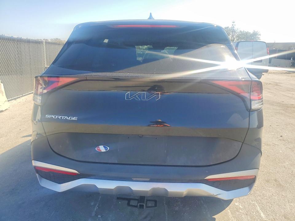 2023 KIA Sportage lx