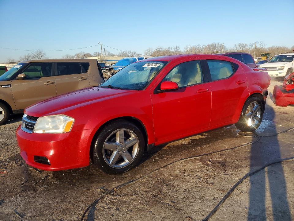 2011 Dodge Avenger lux