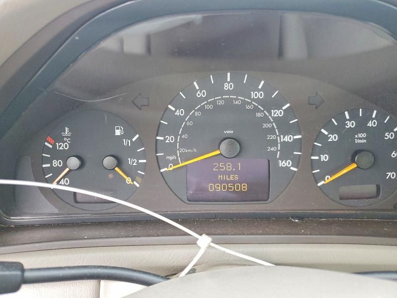 2001 Mercedes-Benz Clk 320