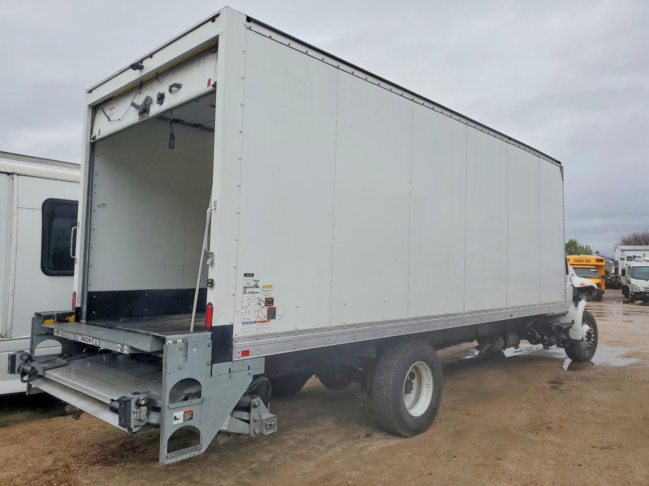 2022 International MV607 BOX Truck