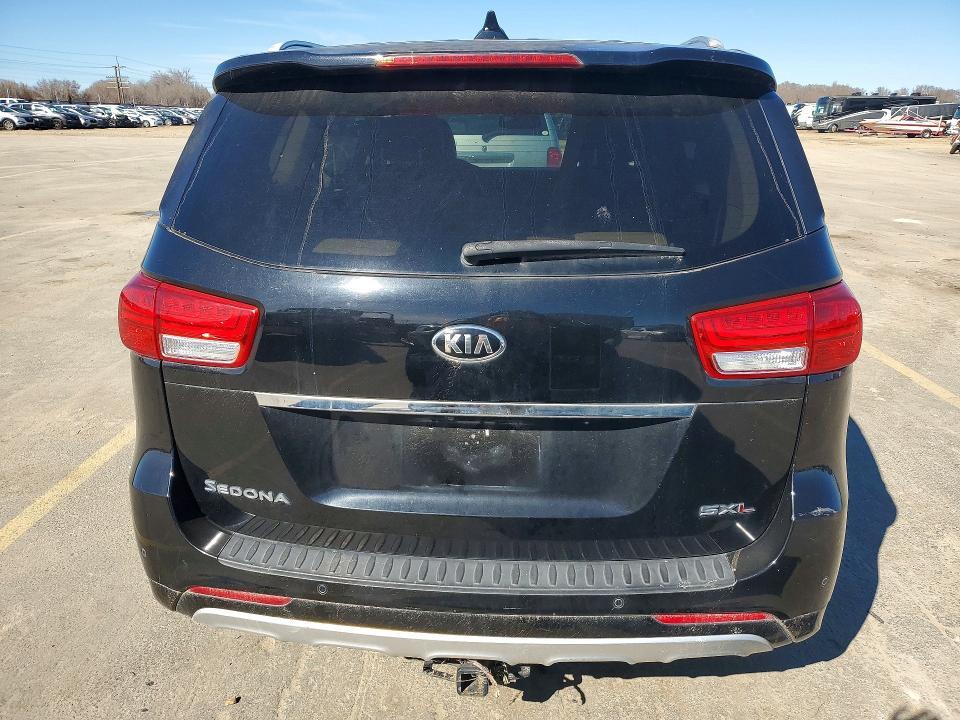 2016 KIA Sedona Limited