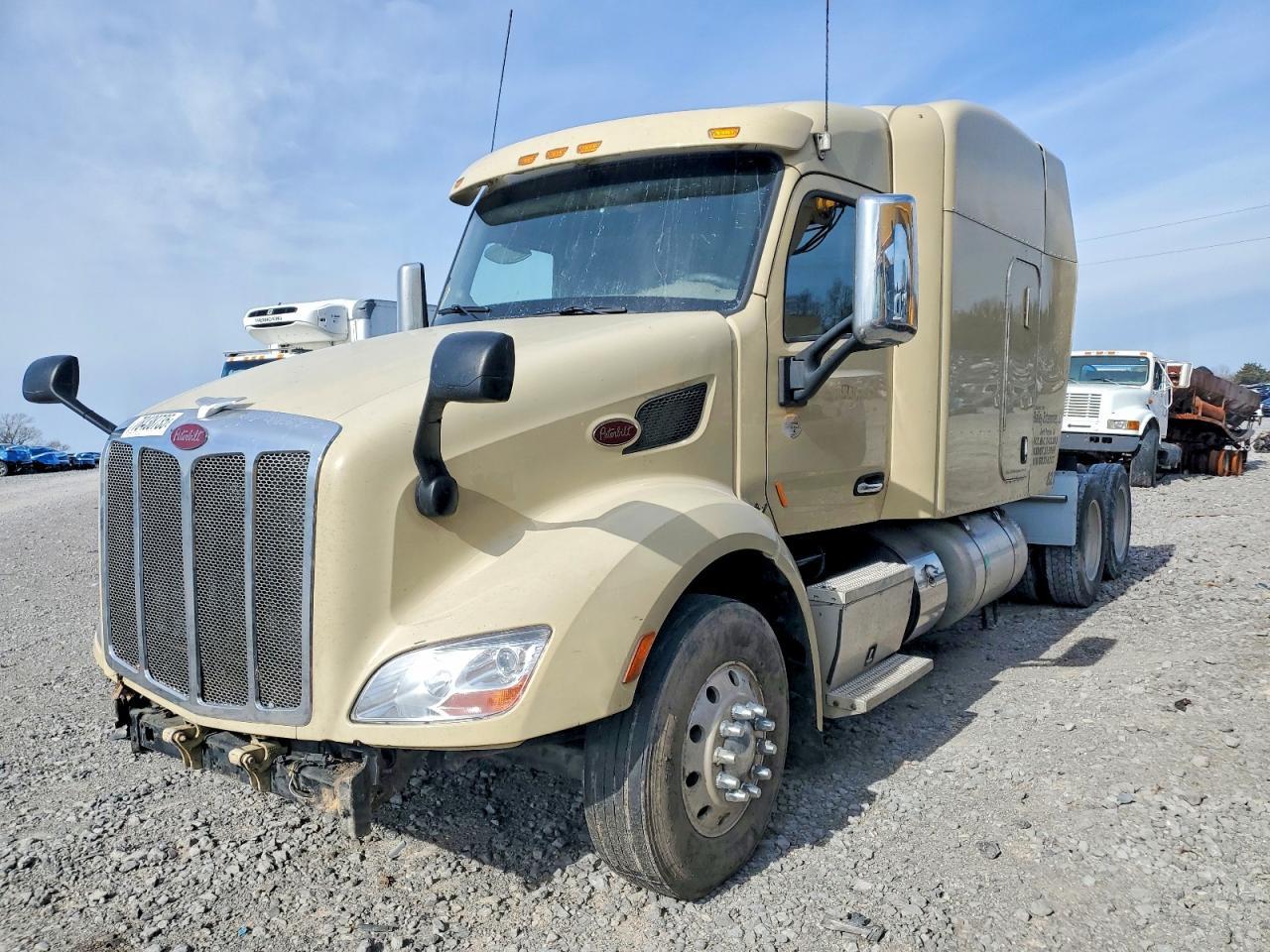 2016 Peterbilt 579
