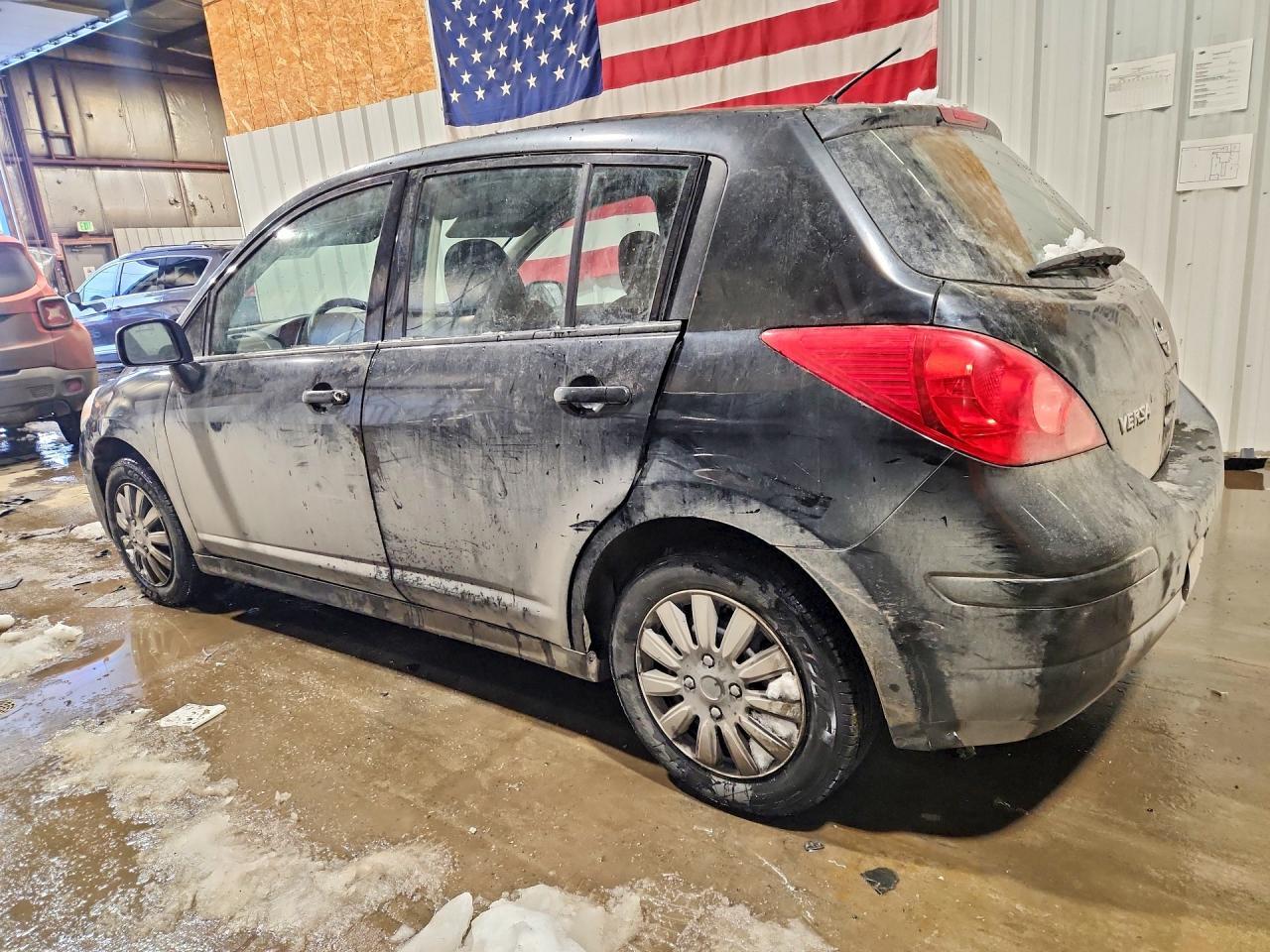 2011 Nissan Versa s