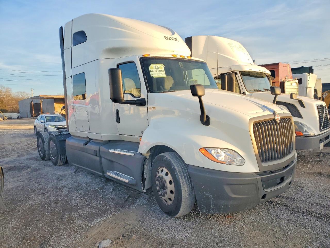 2022 International LT625 Semi Truck