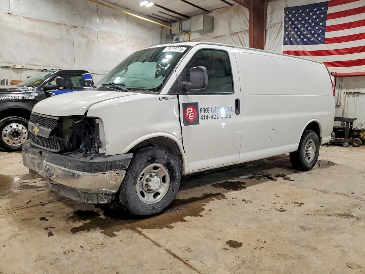2018 Chev Rolet Express 3500 Utility / Service Van