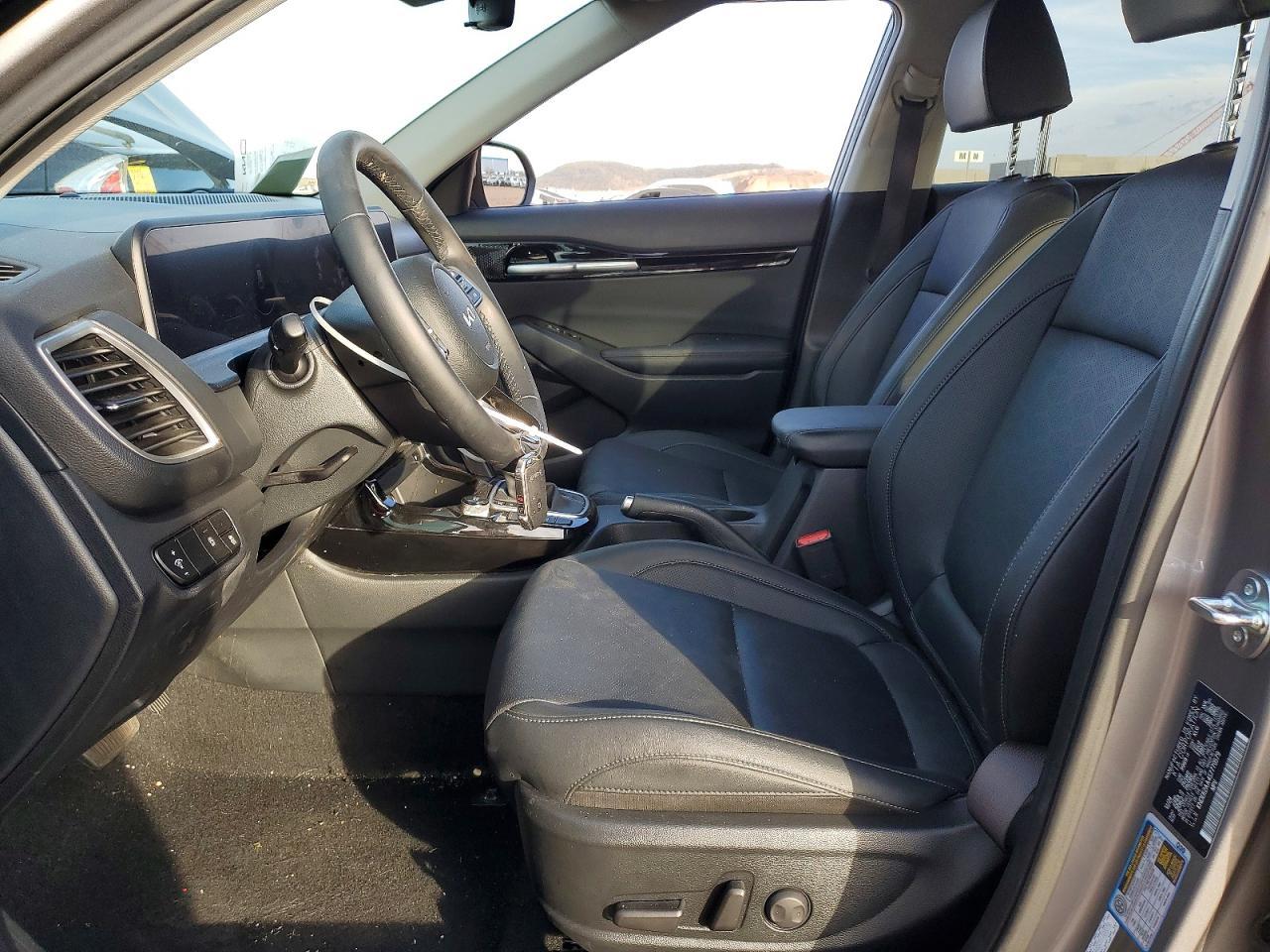 2025 KIA Seltos ex