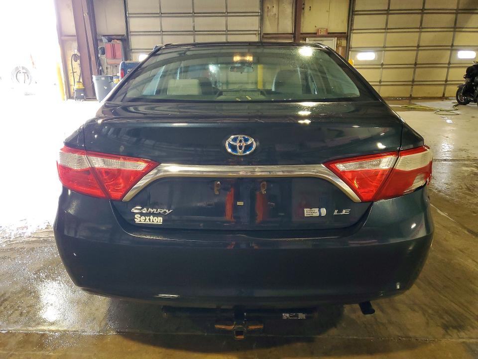 2015 Toyota Camry Hybrid