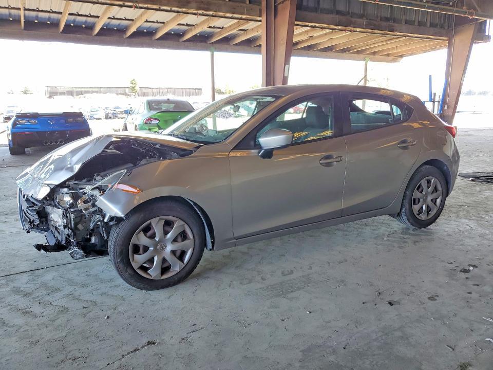2015 Mazda 3 Sport