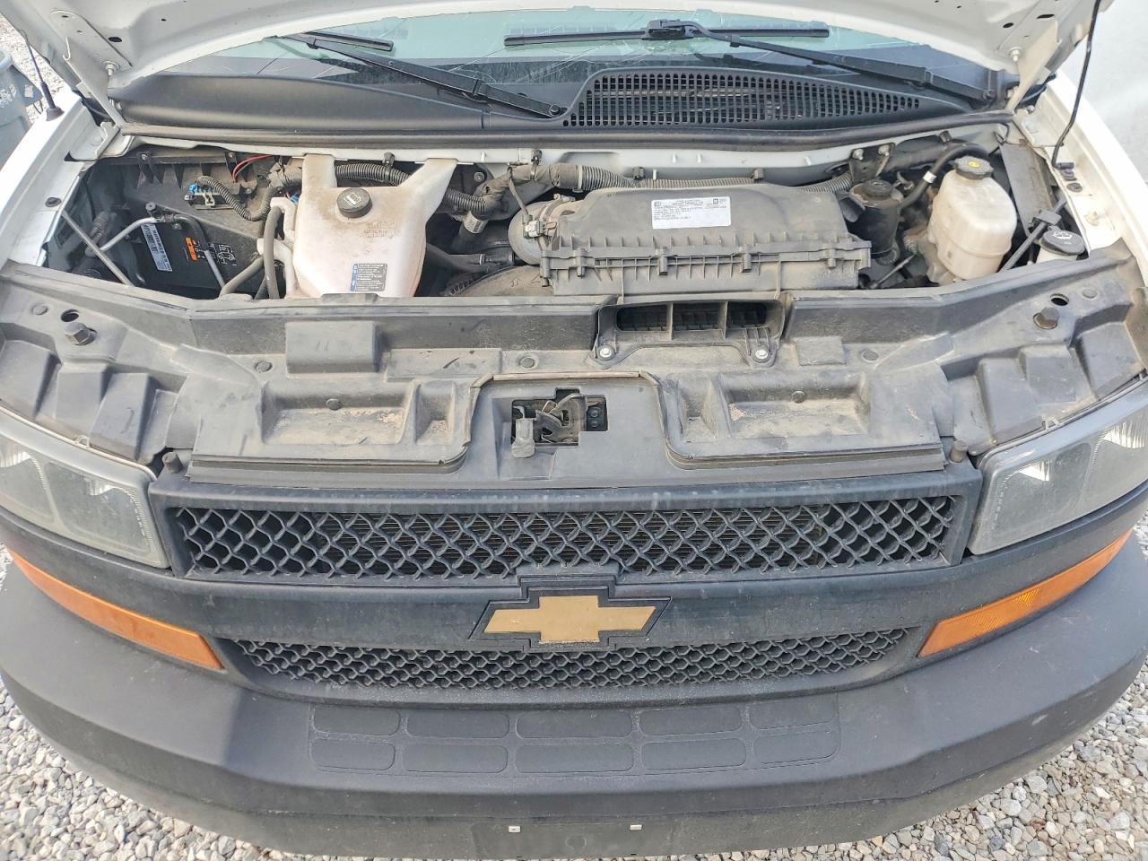 2024 Chev Express G2500