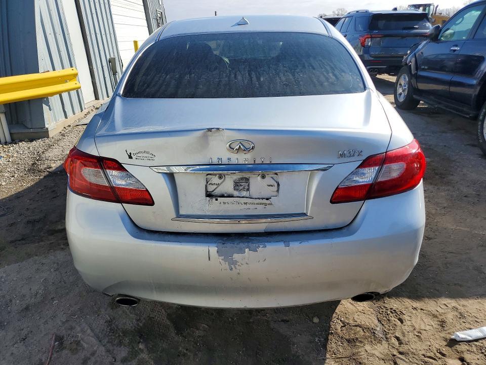 2011 Infiniti M37 x