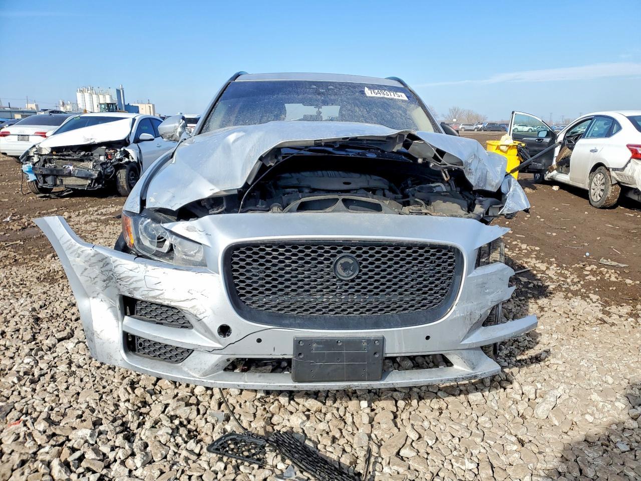 2017 Jaguar F-pace Premium