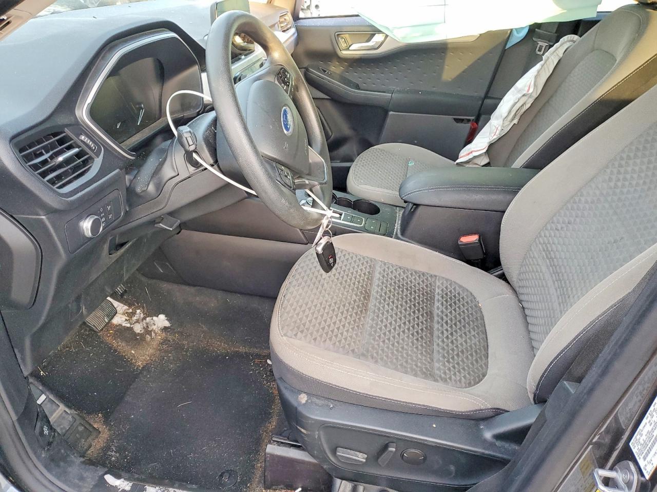 2020 Ford Escape se