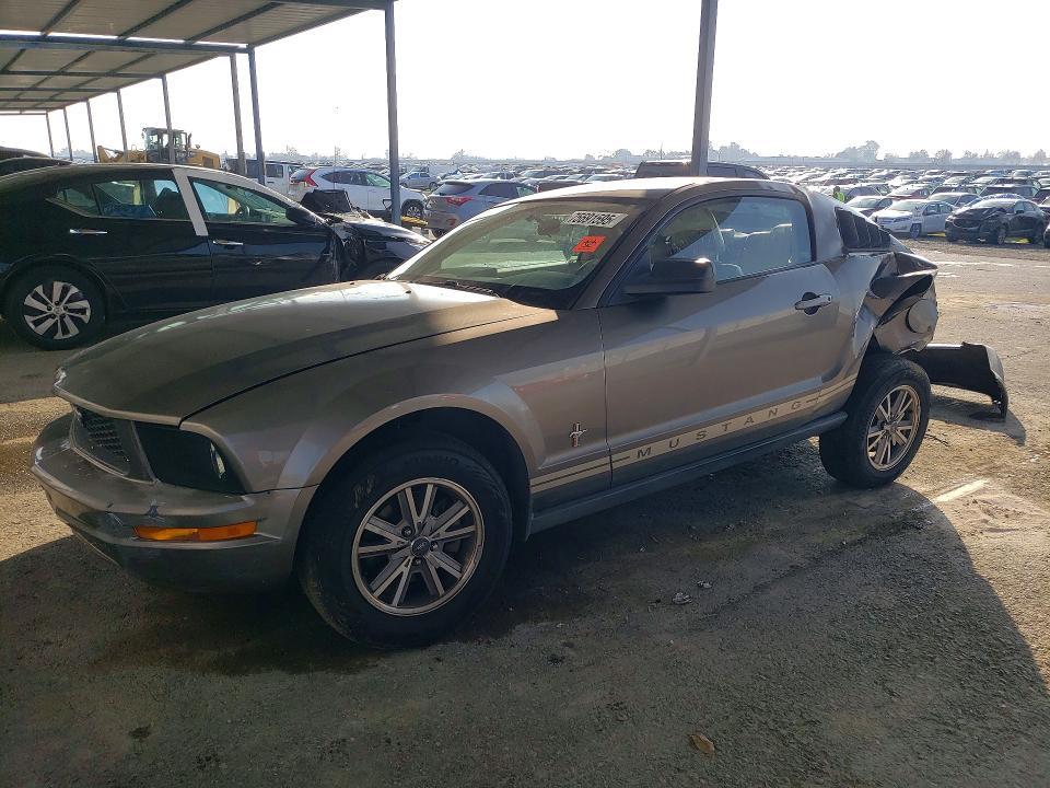 2005 Ford Mustang