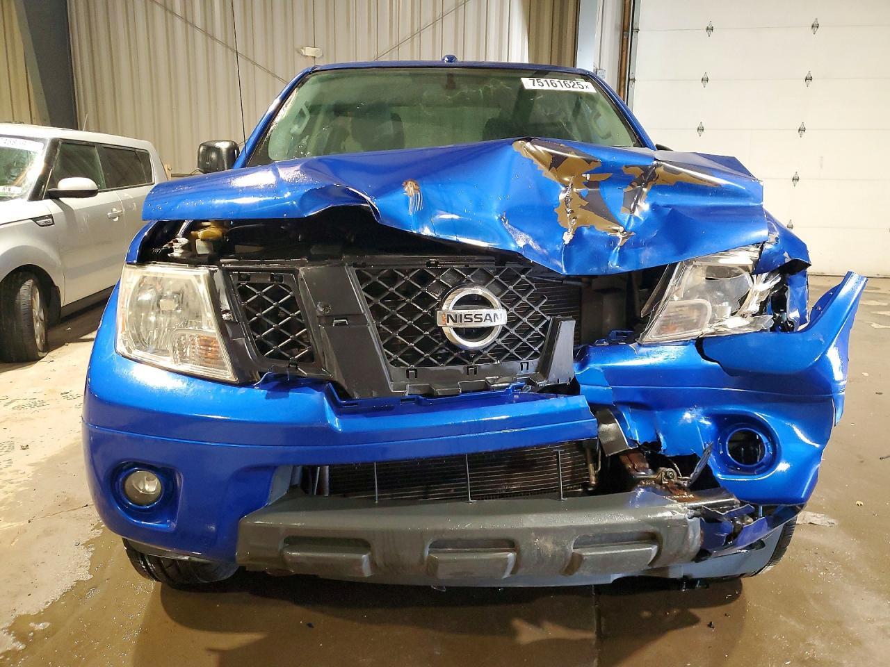 2013 Nissan Frontier s