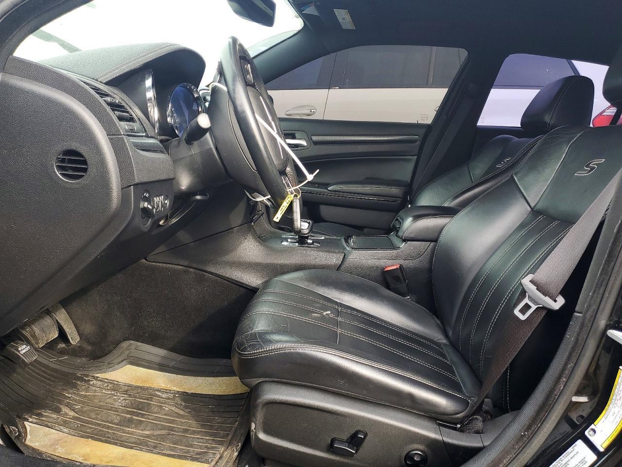 2014 Chrysler 300 s