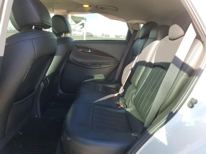 2016 Infiniti Qx50 Base