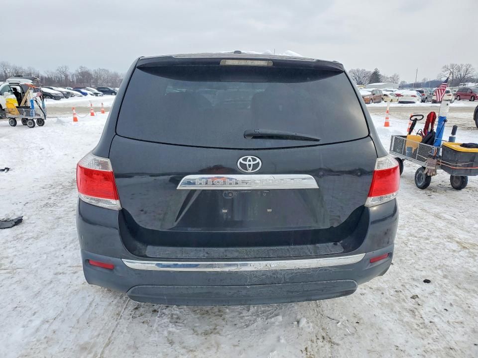 2011 Toyota Highlander Base