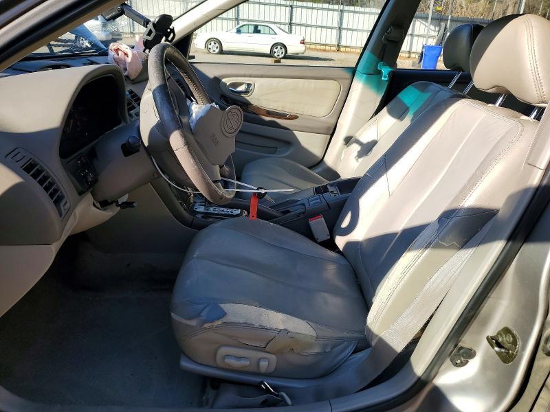 2001 Nissan Maxima gxe