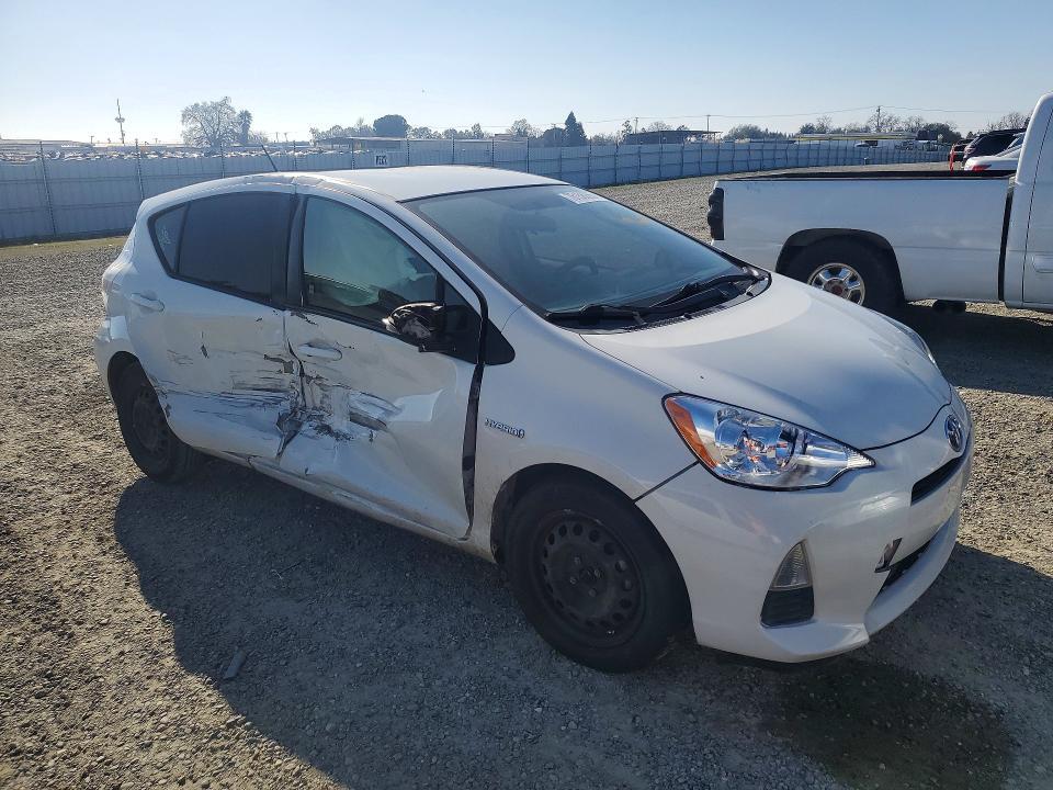 2013 Toyota Prius c