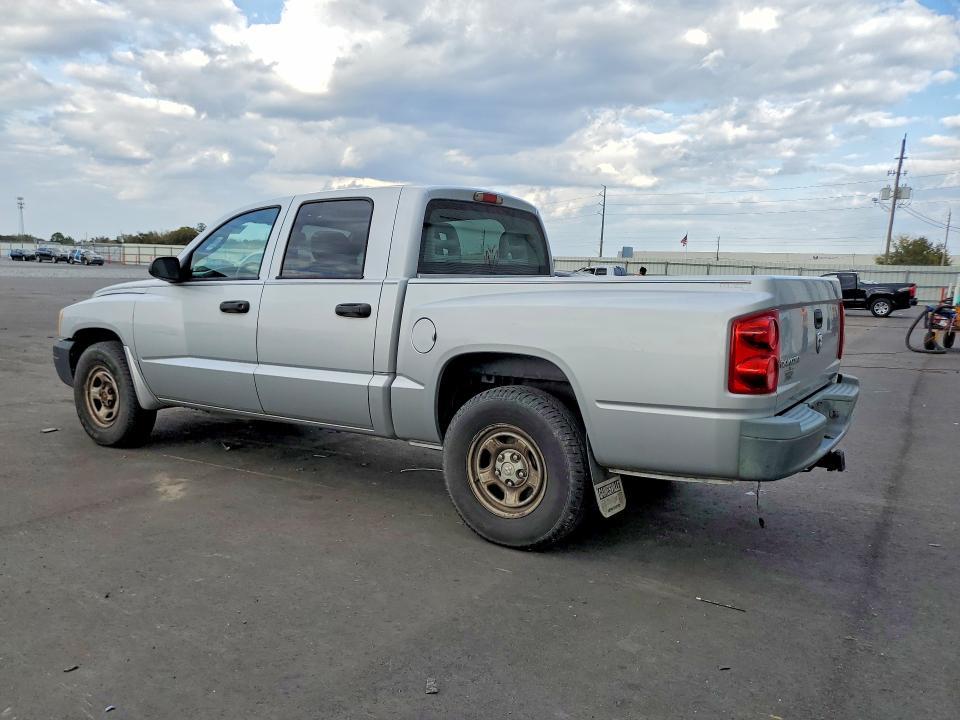 2005 Dodge Dakota Quattro