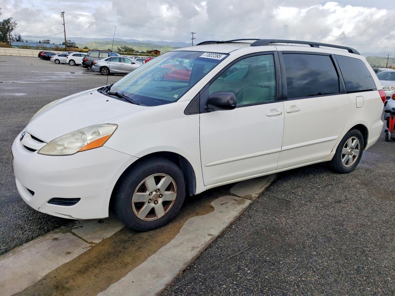 2007 Toyota Sienna ce