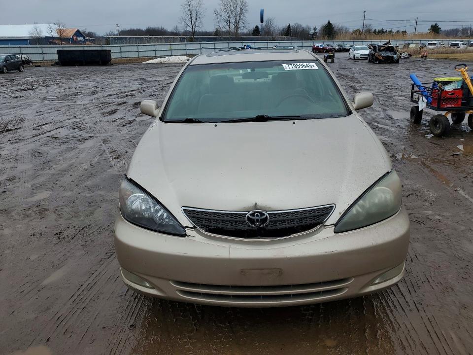 2004 Toyota Camry se
