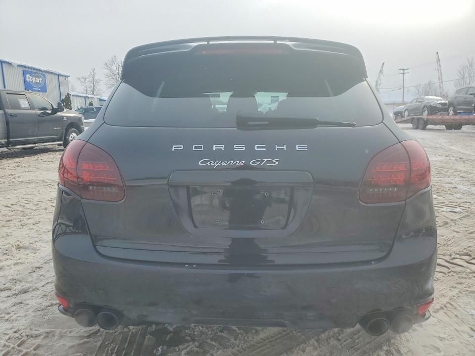 2014 Porsche Cayenne gts