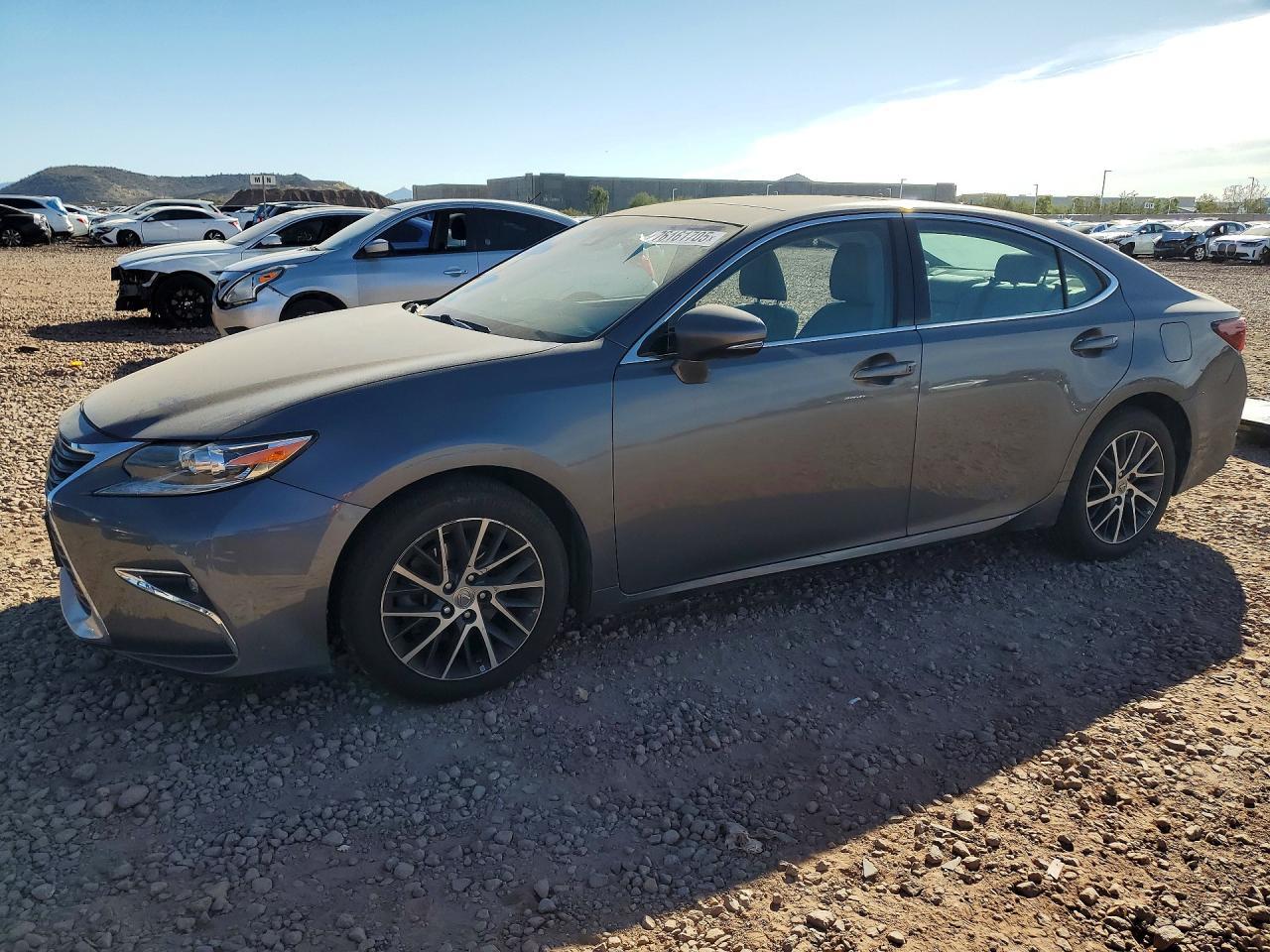 2017 Lexus ES
