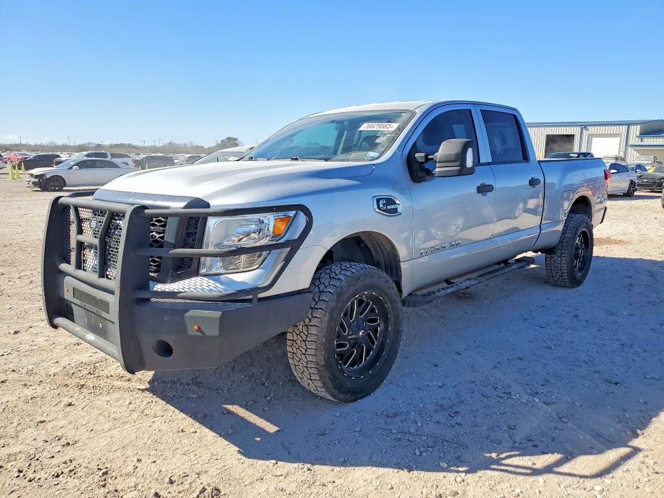 2017 Nissan Titan xd s