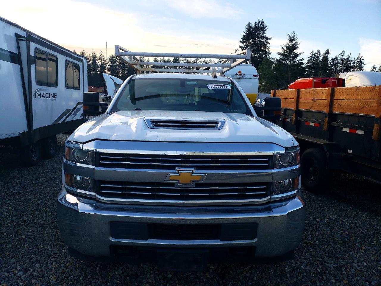 2018 Chevrolet Silverado Utility / Service Truck