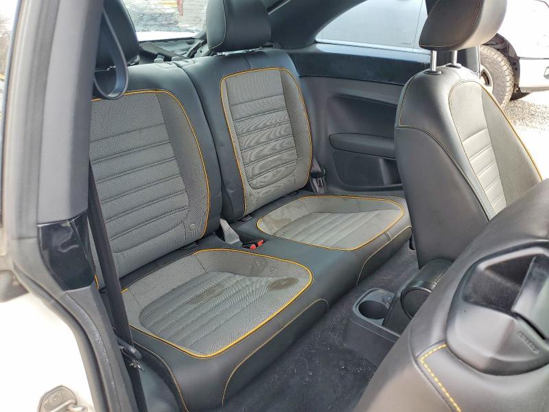 2016 Volkswagen Beetle Dune
